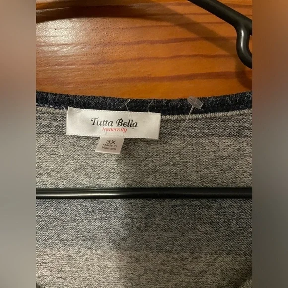 Tutta Bella Maternity Plus Size Top *make offers* - Picture 7 of 8